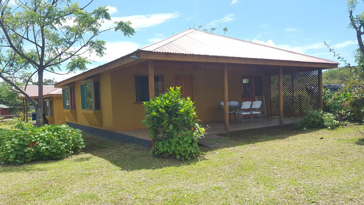 Cabanas Hatutini Hanga Roa Exterior foto